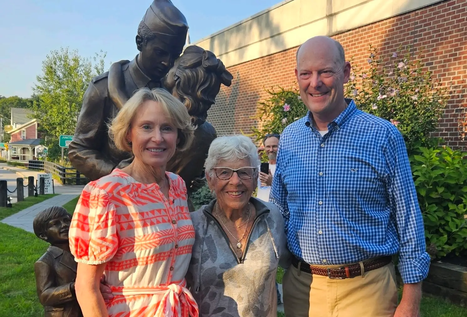 Thank you to our donors! Pictured: Carole Wright (center), with Lynda and Bill Glavin (Glavin Charitable Family Fund)